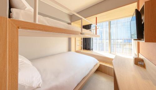 Deluxe Quadruple Room