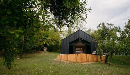Deluxe Bungalow with Garden View