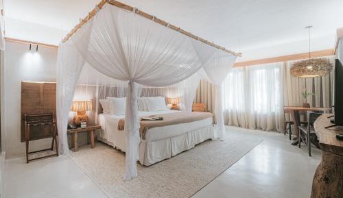 Standard King Suite
