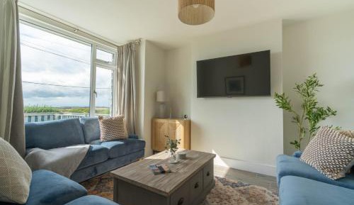 Four-Bedroom Holiday Home