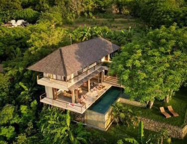Villa with Sea View