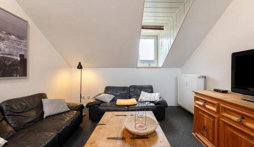 Superior One-Bedroom Apartment