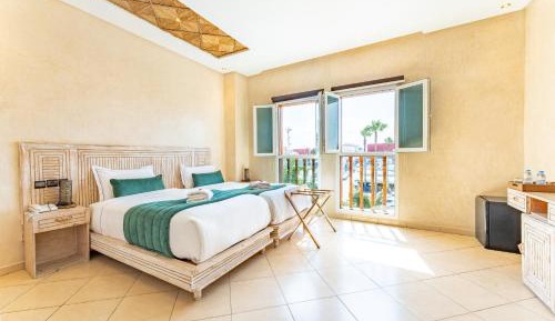 Quadruple Room with City View