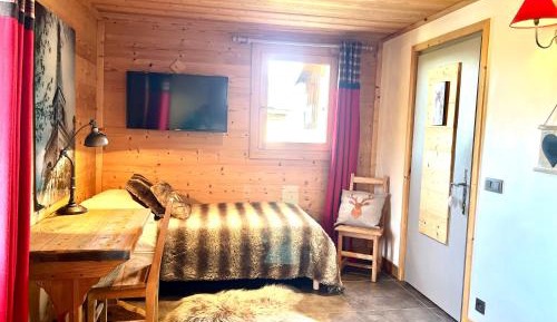 Double Room with Mountain View