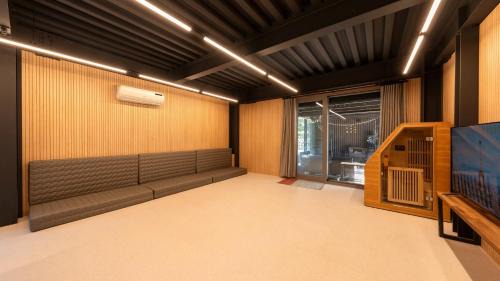 Studio 1