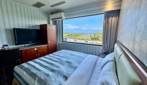 Standard Double Room with Sea View (Check-in at 16:00)
