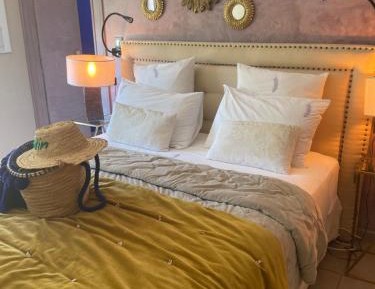 Deluxe Family Suite