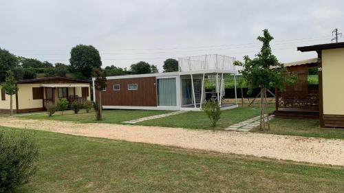 Deluxe Mobile Home