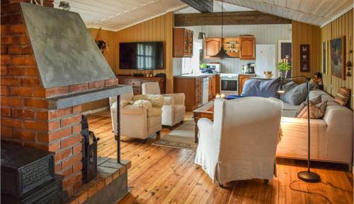 Four-Bedroom Holiday Home