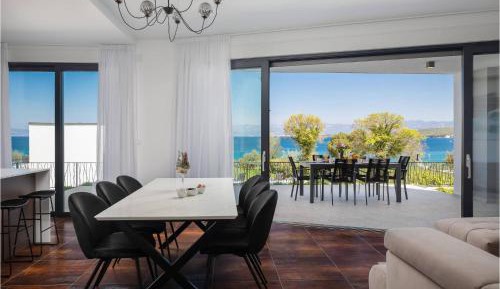 Six-Bedroom Holiday Home