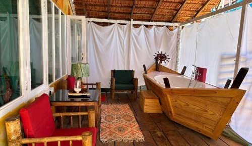 Studio with Garden View - 10% off on food and drinks (valid till June 15,2025)