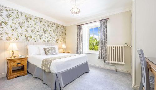 Standard Double Room with Garden View