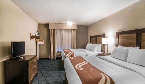 Queen Room with Two Queen Beds - Non-Smoking