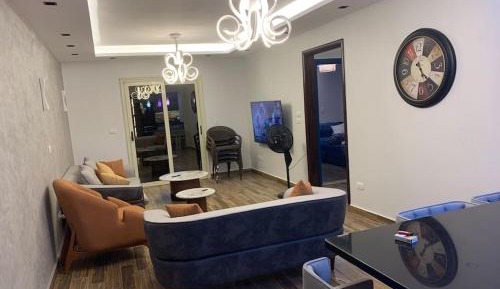 Two-Bedroom Deluxe Apartment with Balcony