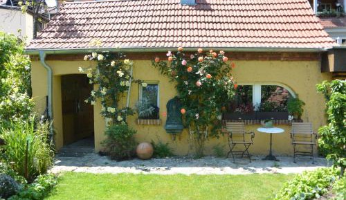 Deluxe One-Bedroom Apartment with Garden View