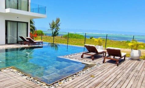 Villa - Beach Front