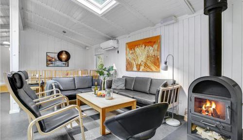 Four-Bedroom Holiday Home