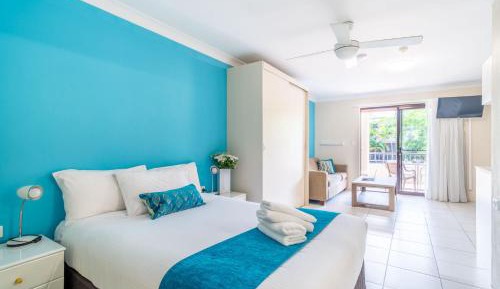Standard Twin Room with Balcony