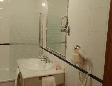Twin Room with Pool View