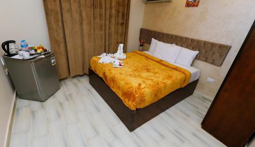 Single Room with Mountain View