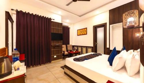 Deluxe Double Room with Balcony