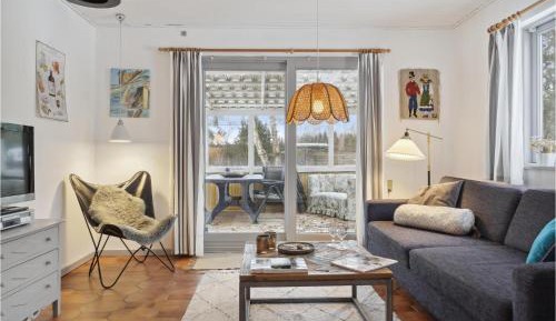 Three-Bedroom Holiday Home 