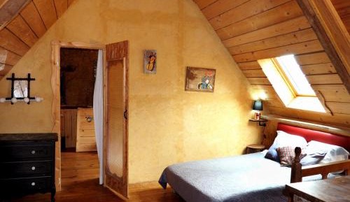 Cottage with Garden View