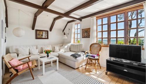 Two-Bedroom Holiday Home