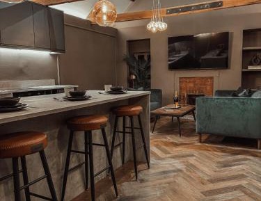 Penthouse Apartment