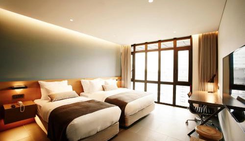 Superior Twin Room with Shower