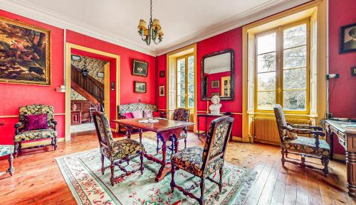 Six-Bedroom Holiday Home