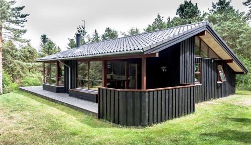 Three-Bedroom Holiday Home 