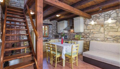 One-Bedroom Holiday Home