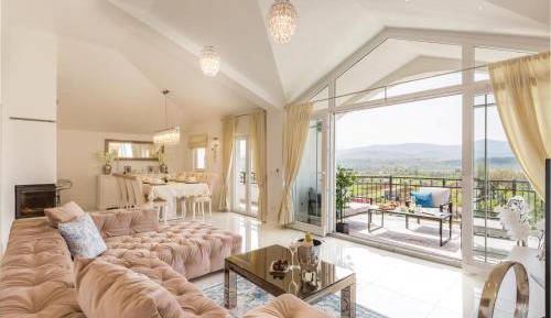 Six-Bedroom Holiday Home