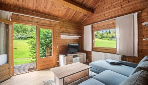 One-Bedroom Holiday Home