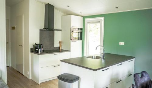 Family Room with Garden View