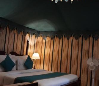Double Room with Pool View