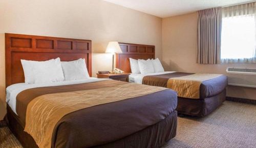 Queen Room with Two Queen Beds - Non-Smoking