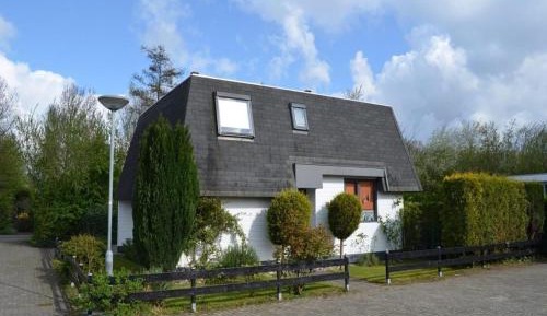 Three-Bedroom Holiday Home 