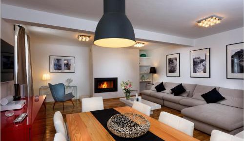 Six-Bedroom Holiday Home