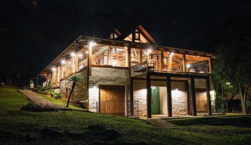 Seven-Bedroom House