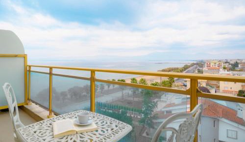 Superior Triple Room with Sea View