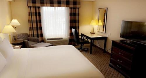 Standard King Room