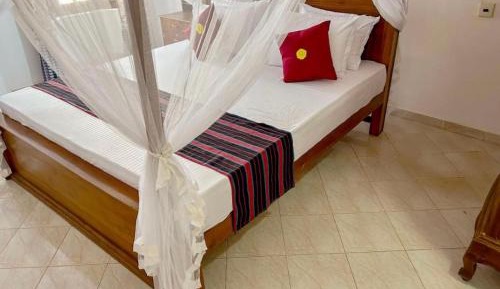 Double Room with Shared Toilet