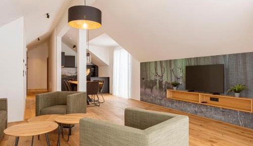 Two-Bedroom Apartment with Balcony