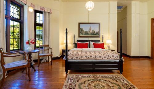 Family Suite with Lounge - Garden & Tea Estate View, Complimentary Access to Steam Room, Tea Estate Tour, Extended Check-in & Check-out (on availability