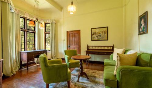 Family Suite with Lounge - Garden View, Complimentary Access to Steam Room, Tea Estate Tour, Extended Check-in & Check-out (on availability)