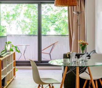 One-Bedroom Apartment with Balcony