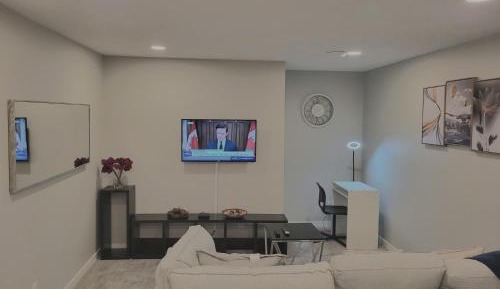Deluxe Queen Suite