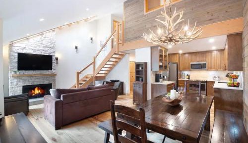 Two-Bedroom Loft Apartment